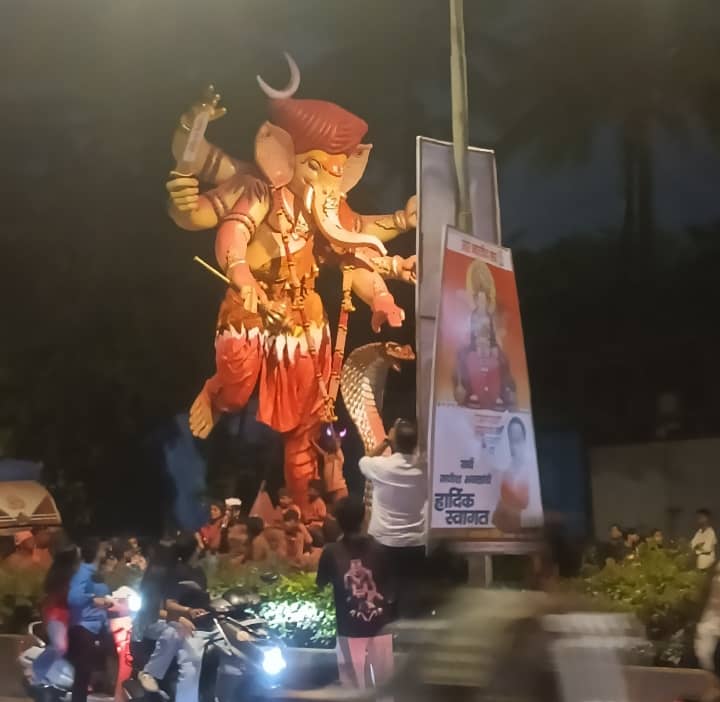அனந்த சதுர்த்தசியில் கண்ணீருடன் கணபதி பப்பாவுக்கு பிரியாவிடை