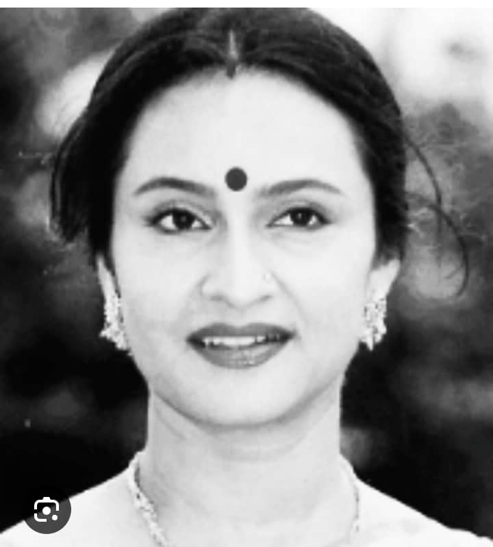 மராத்தி மற்றும் இந்தித் திரையுலகின் மூத்த நடிகை பிரவீணா தேஷ்பாண்டே காலமானார்