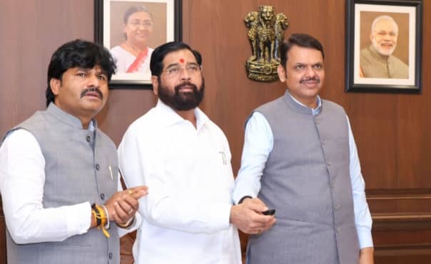 மும்பை சென்ட்ரல் ரயில் நிலையம் அருகே தார்டுதேவ் –நாக்பாடாவை இணைக்கும்  பெல்லாசிஸ் மேம்பாலம்’  திறப்பு