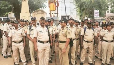தாக்கரே சகோதரர்களின் பேரணி; தாதரில் போலீஸ் பாதுகாப்பு தீவிரம்