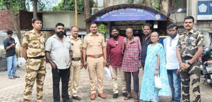 20 நாட்களாக காணாமல் போன நபர் மீட்பு: சமூக வலைதளம் மூலம் தேடி குடும்பத்தினரிடம் ஒப்படைத்த ஆரே குடிசைவாழ் குழந்தைகள் கல்வி அறக்கட்டளை நிர்வாகிகள்